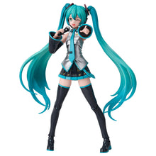 Hatsune Miku (Official Outfit) - Fantastics Series