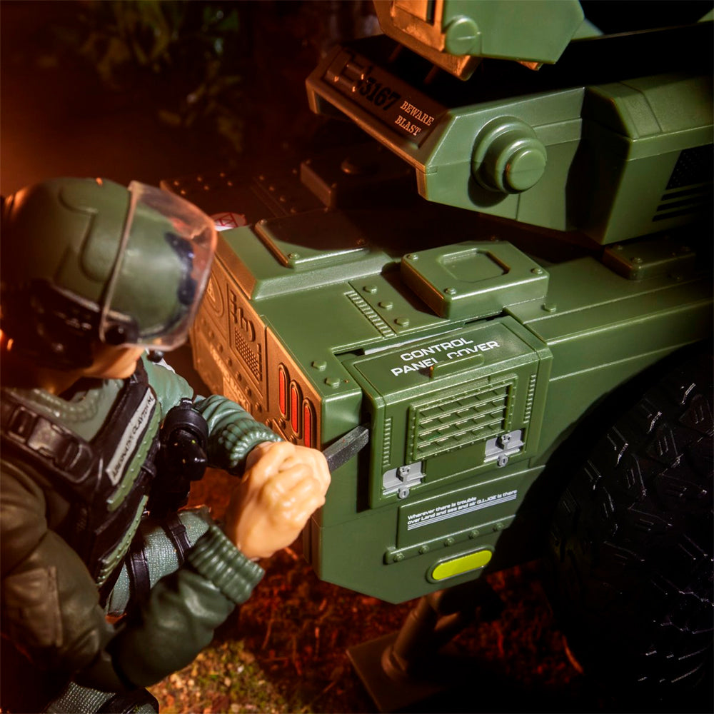 Clayton Hawk Abernathy with M.M.S. (Mobile Missile System), G.I. Joe - Classified Series